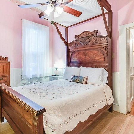Aaah! T'Frere'S Bed And Breakfast Lafayette Luaran gambar