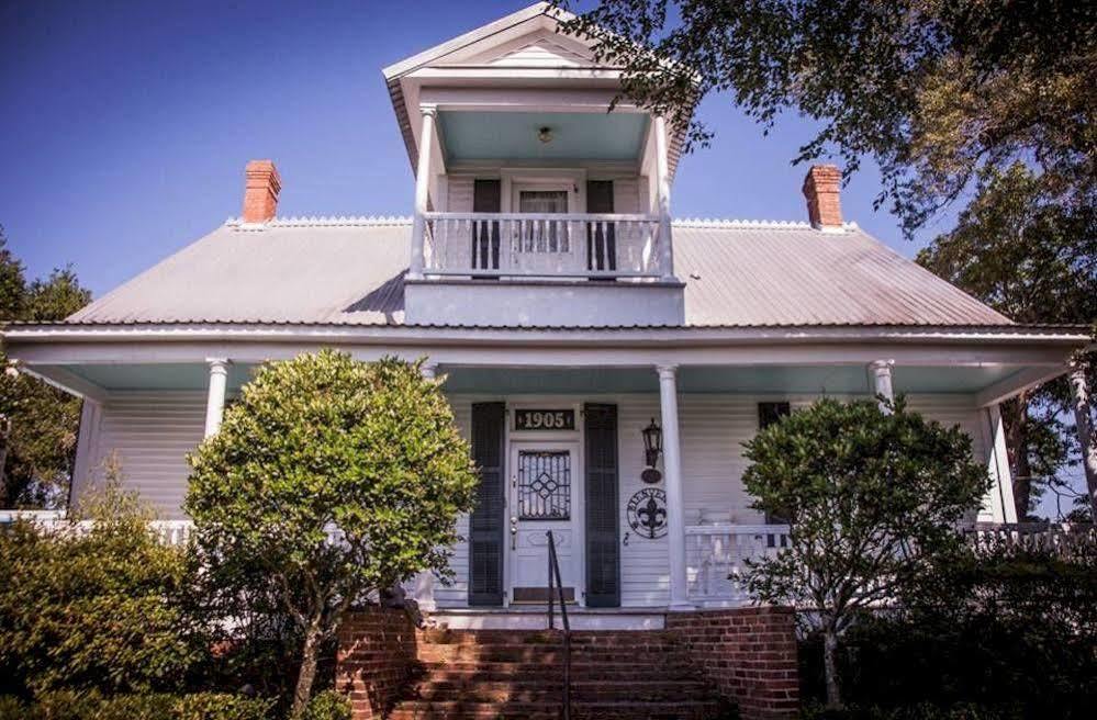 Aaah! T'Frere'S Bed And Breakfast Lafayette Luaran gambar