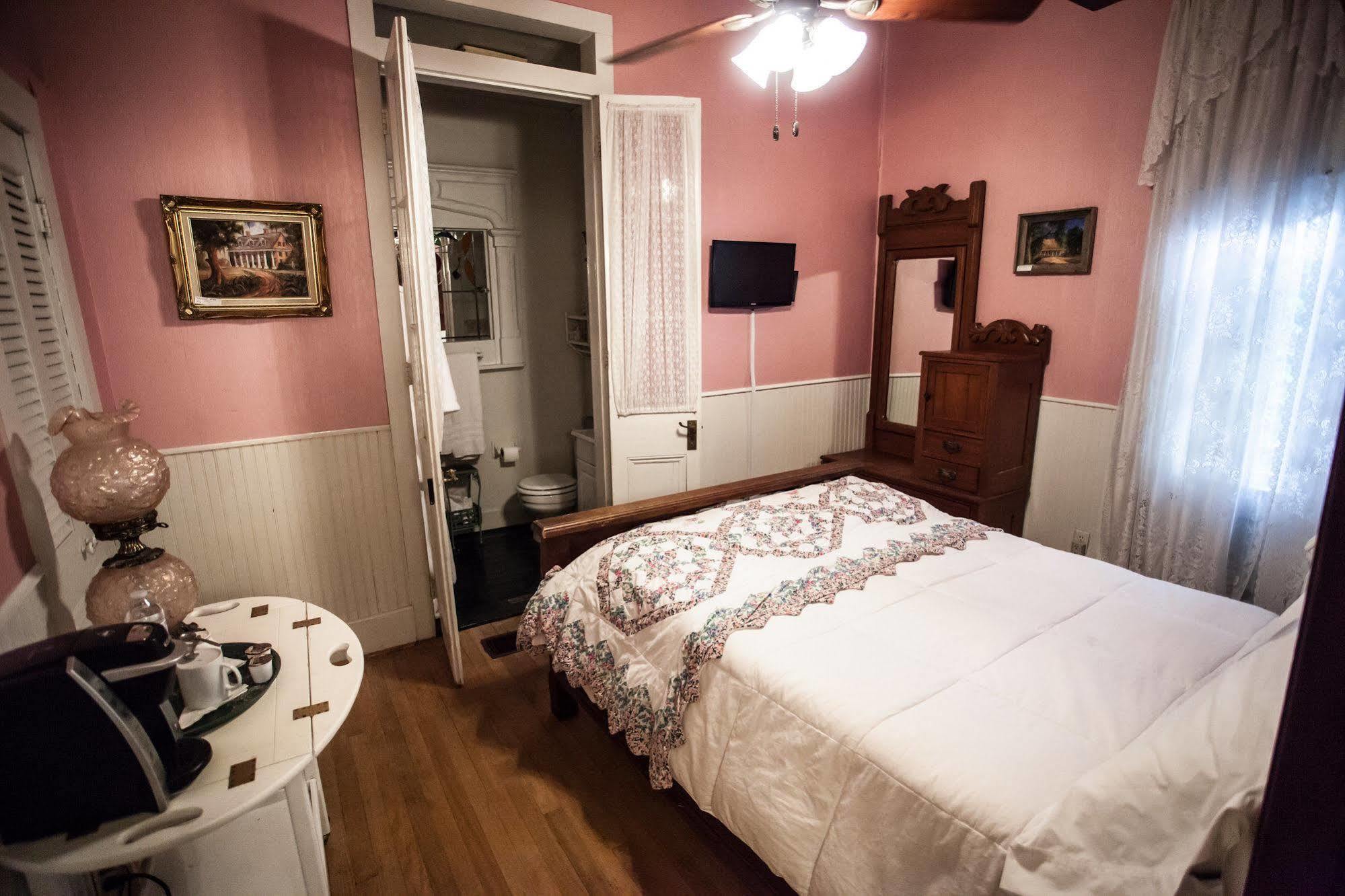 Aaah! T'Frere'S Bed And Breakfast Lafayette Luaran gambar