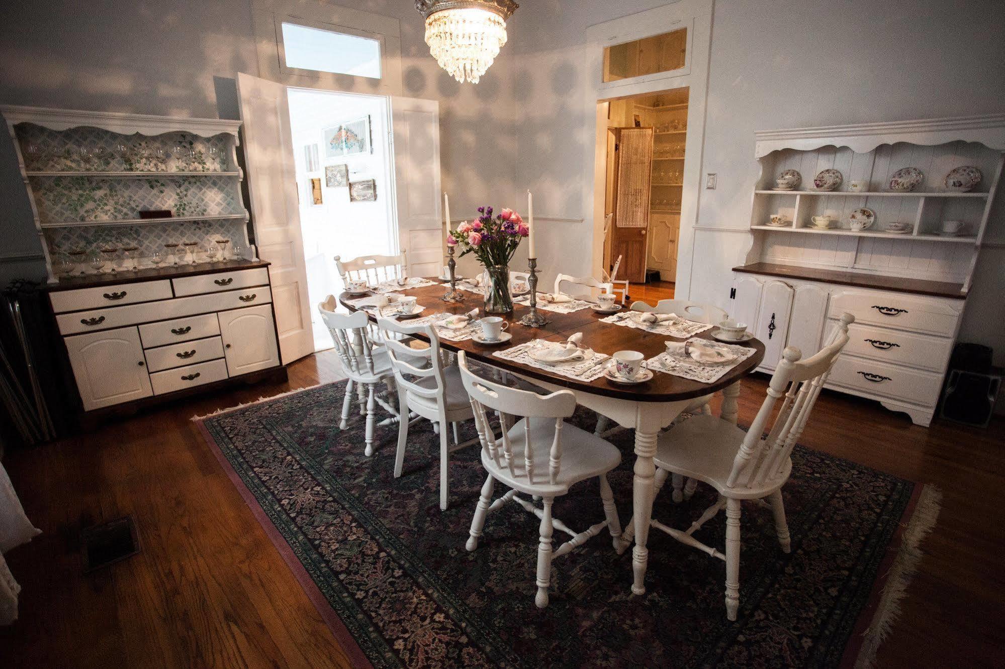 Aaah! T'Frere'S Bed And Breakfast Lafayette Luaran gambar