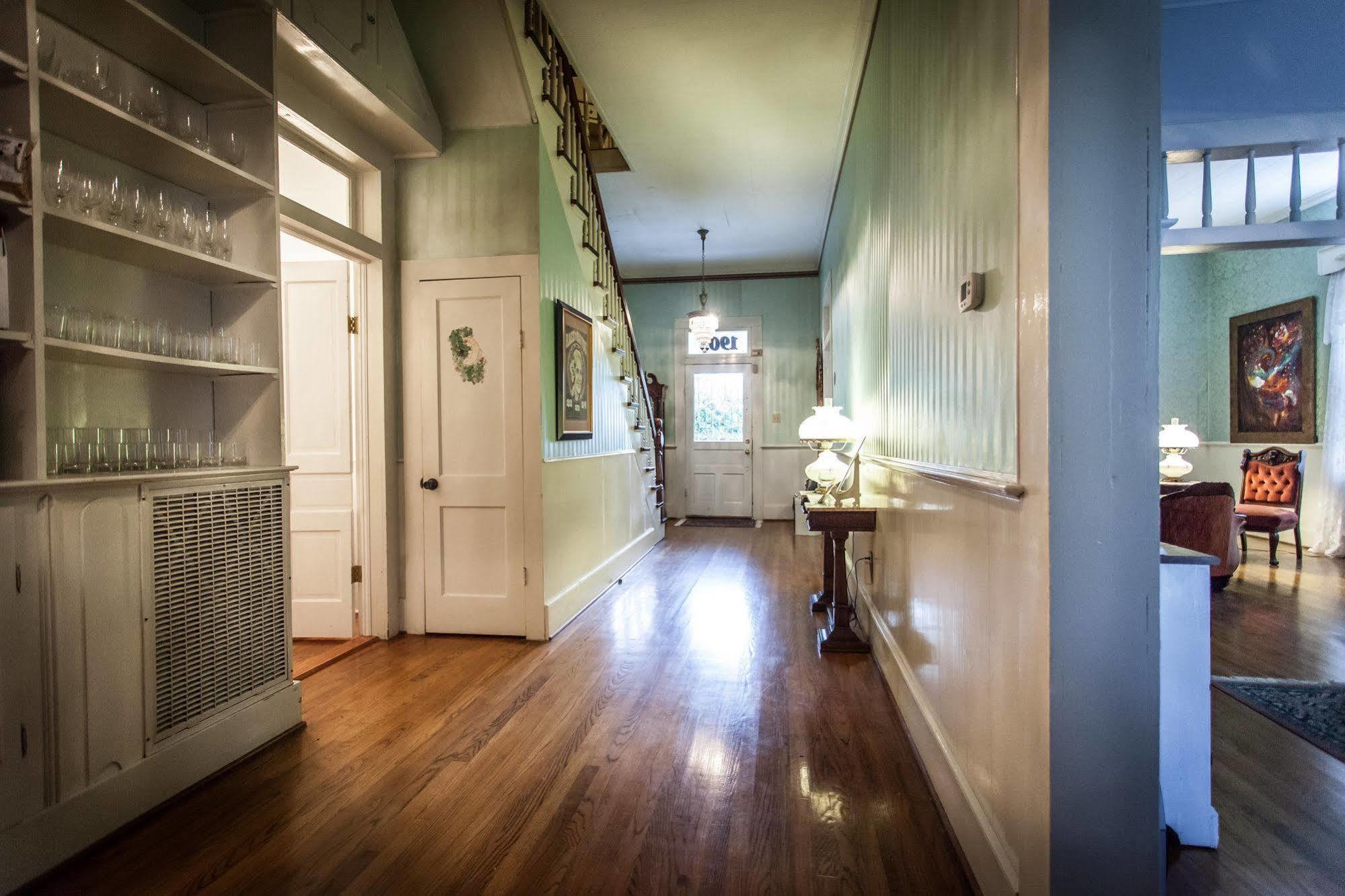 Aaah! T'Frere'S Bed And Breakfast Lafayette Luaran gambar